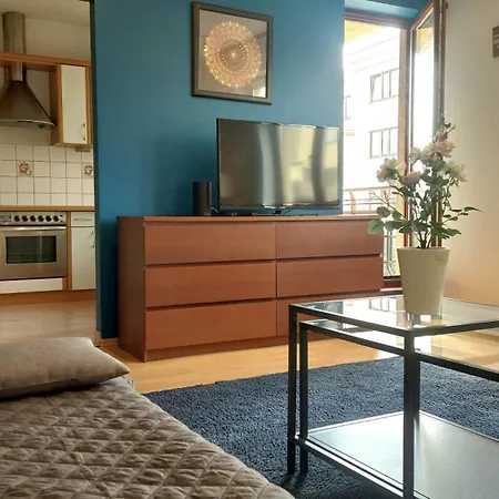 Kawalerka Blisko Plazy W Brzeznie Апартаменты Гданьск