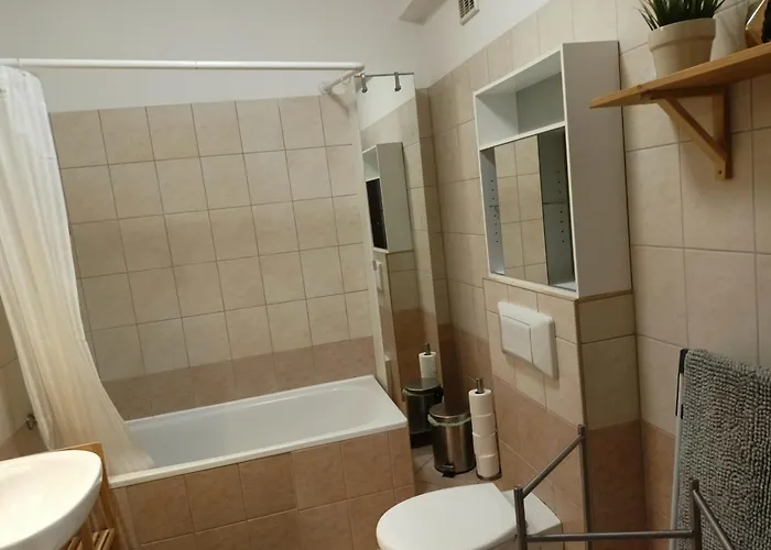 Kawalerka Blisko Plazy W Brzeznie Apartamento Gdansk